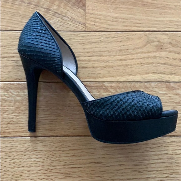 Heels - Picture 2 of 2